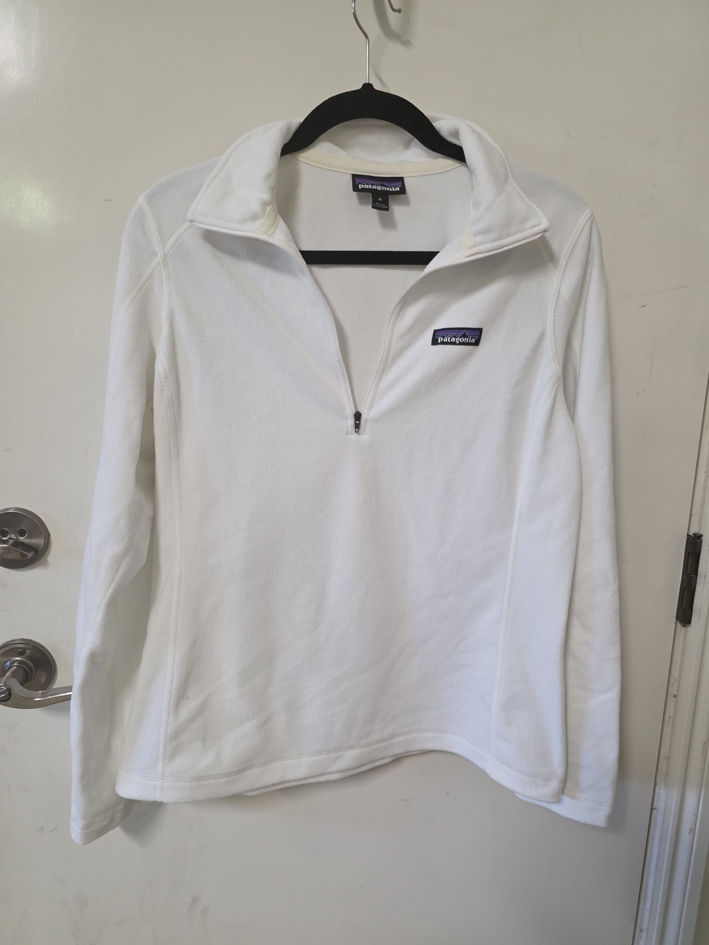 Patagonia Women’s White Quarter-Zip Fleece Pullover